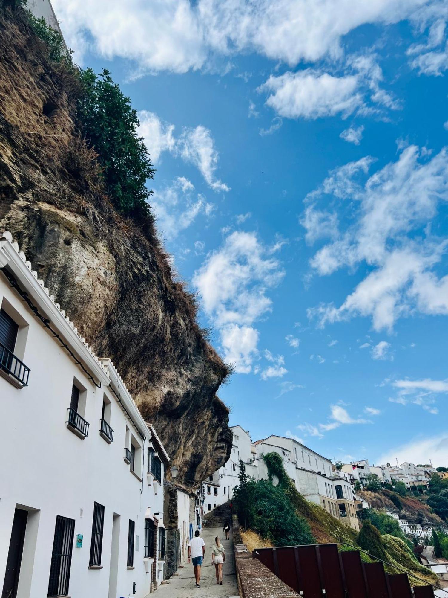 Cueva Luxe Las Calcetas Setenil De Las Bodegas Exterior photo